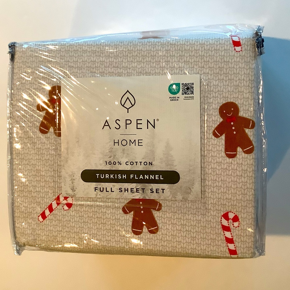 Gingerbread & Candy Canes Turkish Flannel Full Sheet Set New